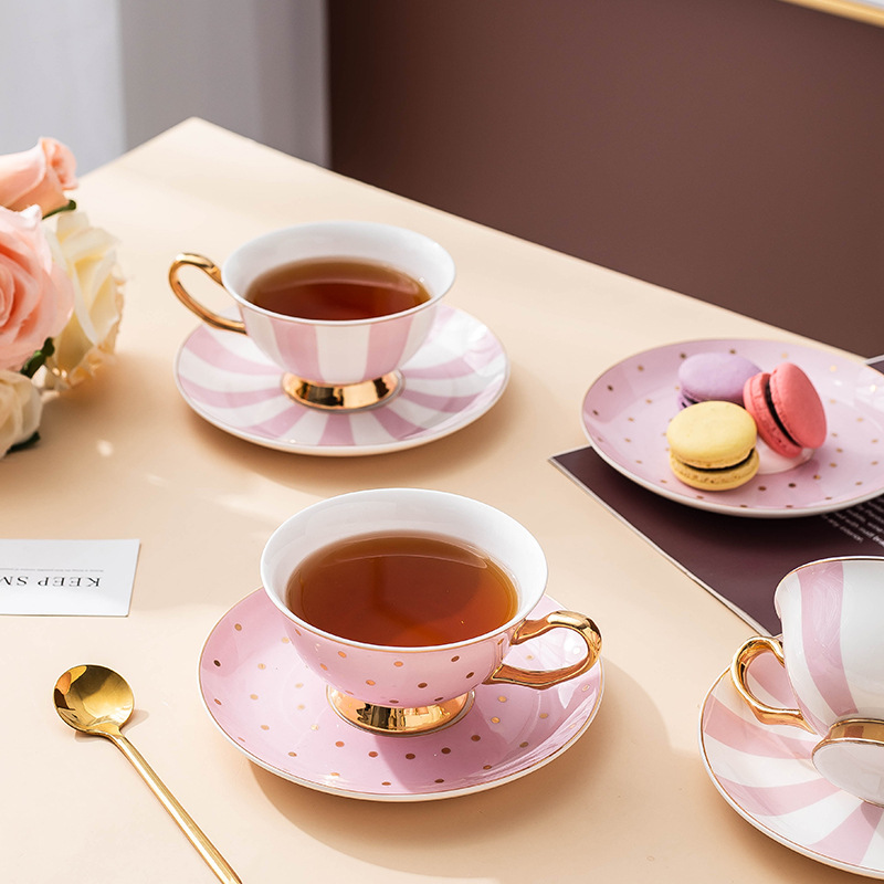 Seramik Pembe Kahve Kupaları,  - Bistro Table Set incelemesi ve fiyatı